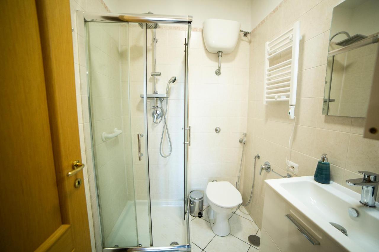 Апартаменты Bnb Al Centro E Meglio, Napoli Экстерьер фото